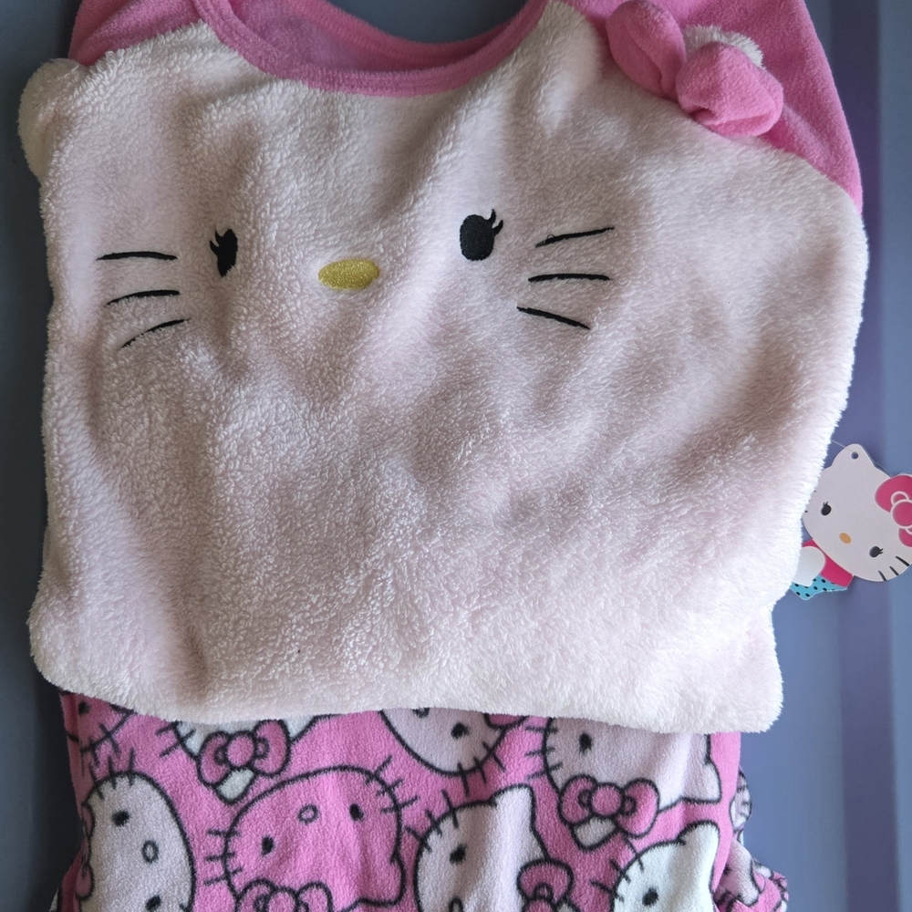 Hello Kitty Pink and Cream Pajama Set